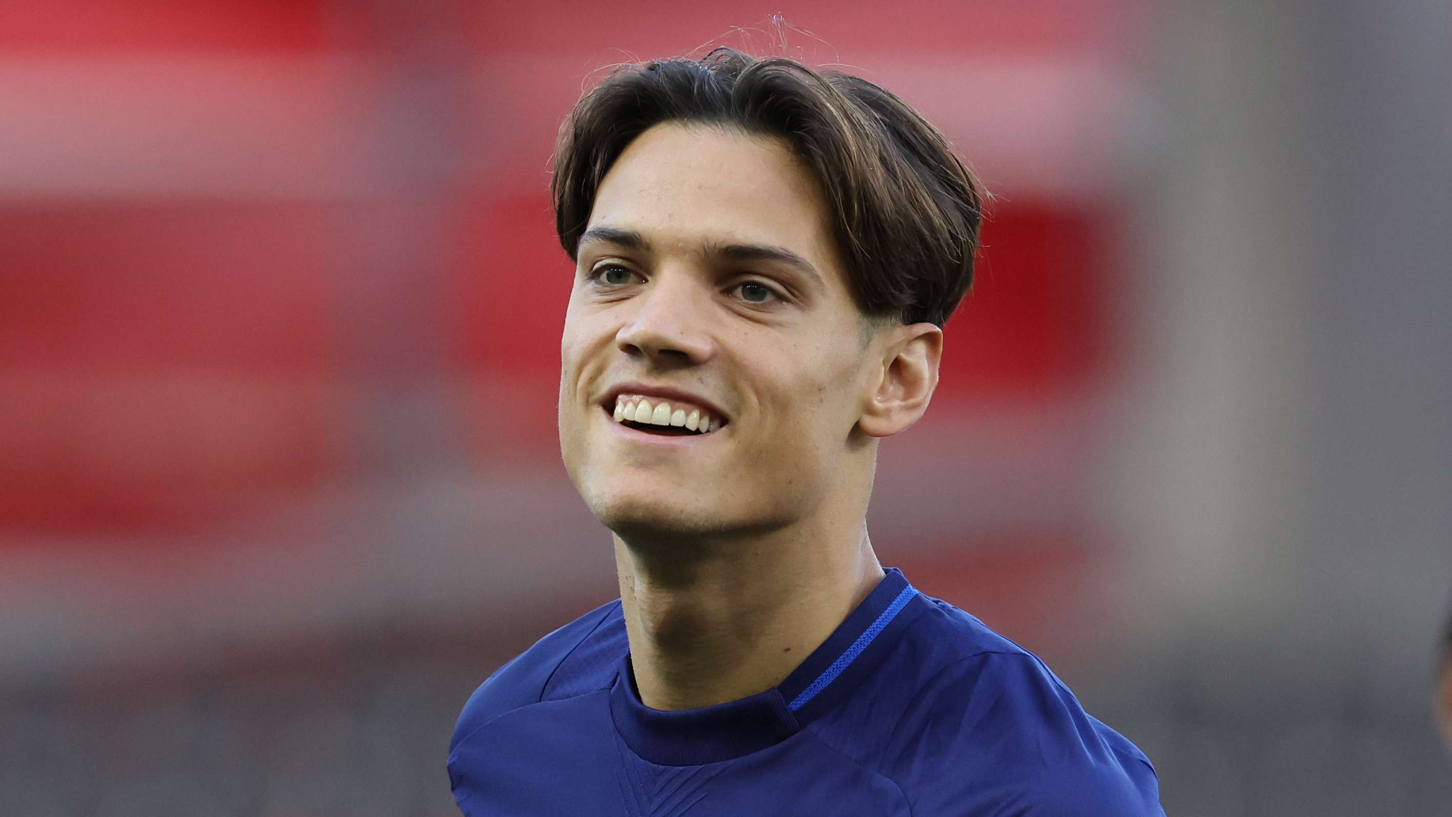 巴萨向梅西 巴萨向梅西